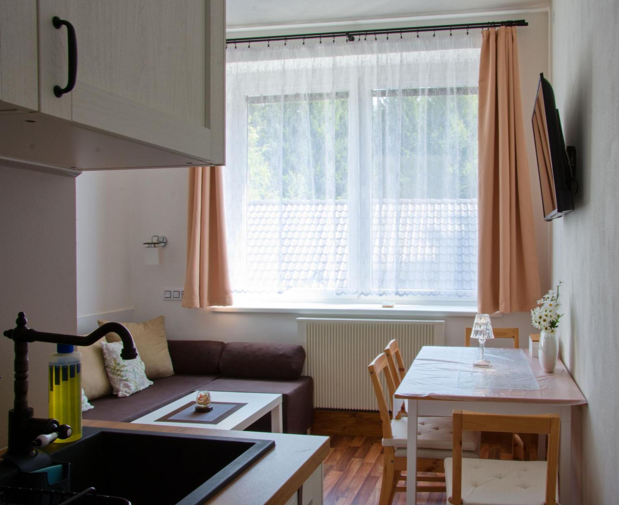 Appartement Kopretina à Cerne Udoli Extérieur photo